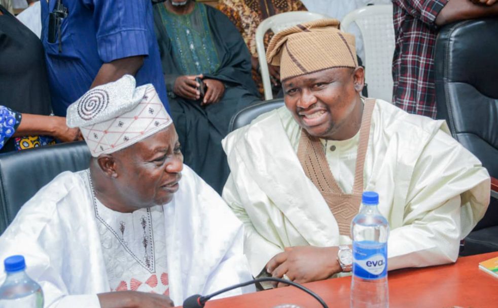 Senator Adeola with Chief Yemi Sanusi, State Chairman of the All Progressives Congress in Ogun State.